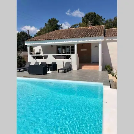 Charmante Proche Vecchio Grande Piscine Chauffee فيلة *